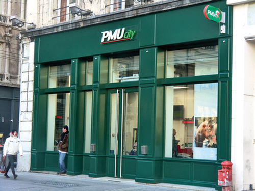 découvrez nos conseils experts pour parier au pmu hippique en point de vente et maximisez vos chances de gains grâce à des stratégies simples et efficaces.