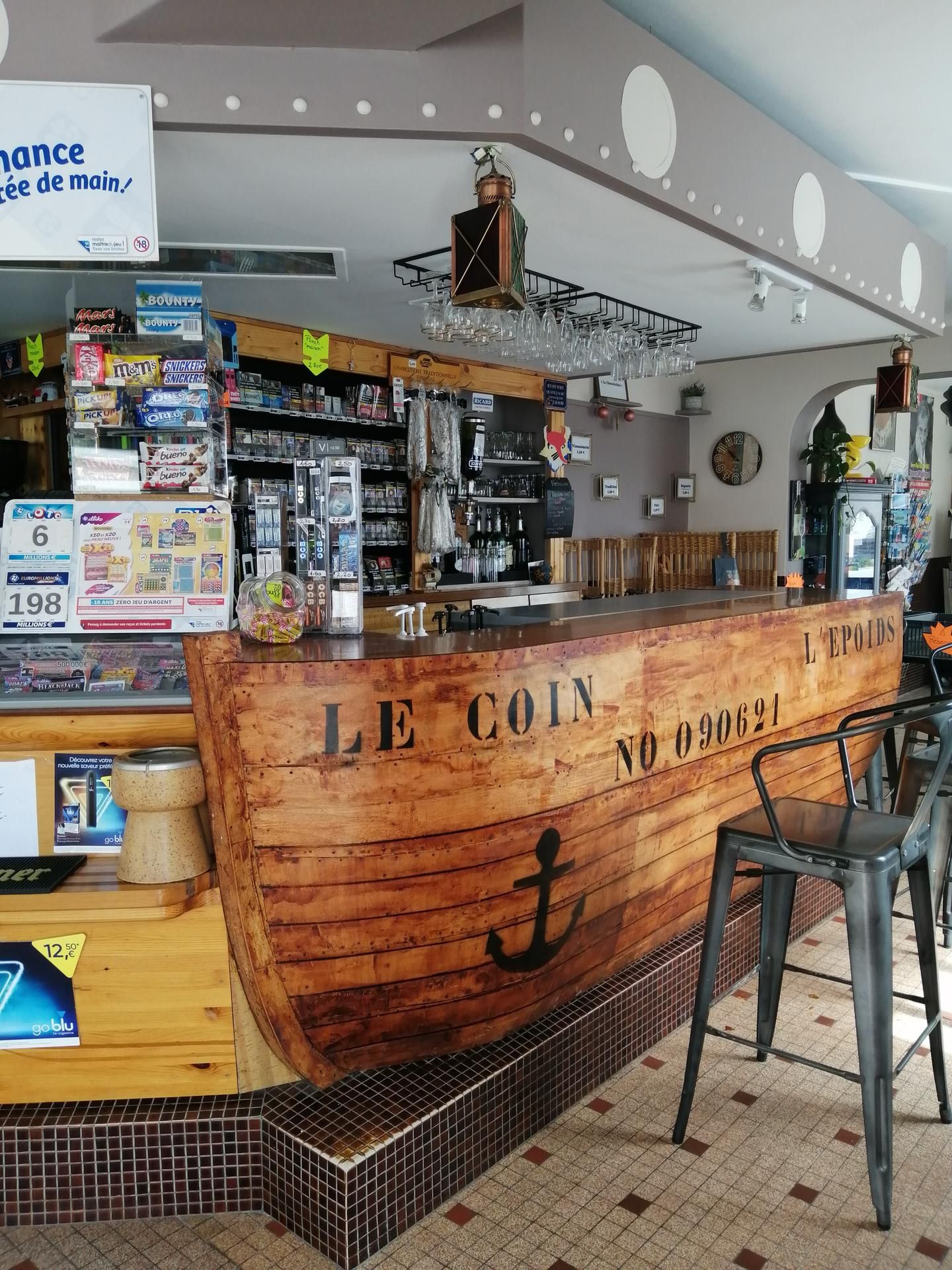 Découvrir le pmu de Luçon : services, horaires et ambiance locale